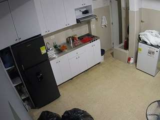 voyeurcam-jb-kitchen-1