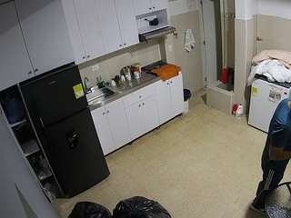 voyeurcam-jb-kitchen-1 live cam profile