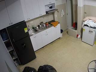 voyeurcam-jb-kitchen-1 live cam profile