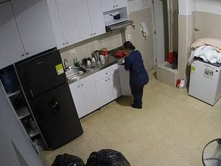voyeurcam-jb-kitchen-1 live cam profile