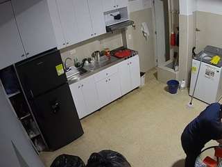 voyeurcam-jb-kitchen-1 live cam profile