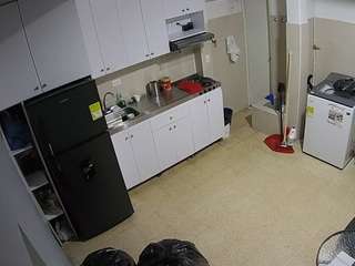 voyeurcam-jb-kitchen-1 live cam profile