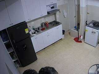 voyeurcam-jb-kitchen-1