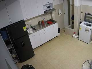 voyeurcam-jb-kitchen-1 live cam profile