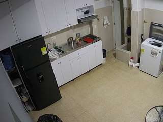 voyeurcam-jb-kitchen-1 live cam profile