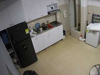 voyeurcam-jb-kitchen-1