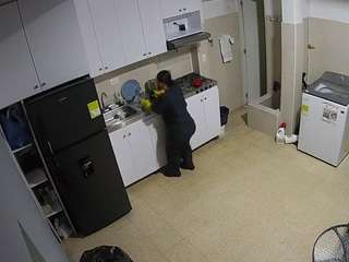 voyeurcam-jb-kitchen-1 live cam profile