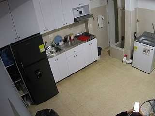 voyeurcam-jb-kitchen-1