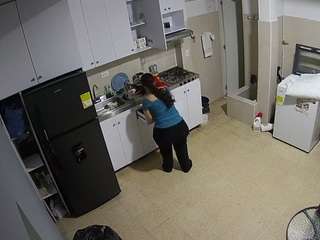 voyeurcam-jb-kitchen-1 live cam profile