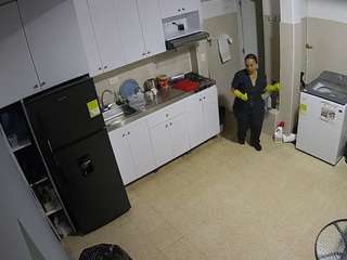 voyeurcam-jb-kitchen-1 live cam profile