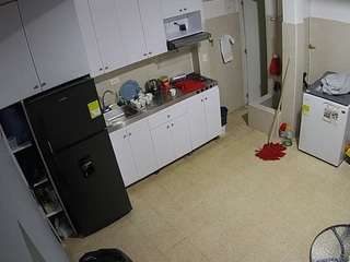 voyeurcam-jb-kitchen-1 live cam profile