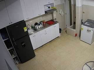 voyeurcam-jb-kitchen-1