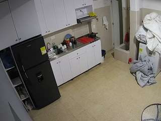 voyeurcam-jb-kitchen-1