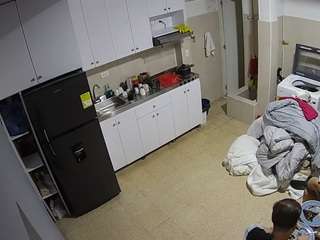 voyeurcam-jb-kitchen-1