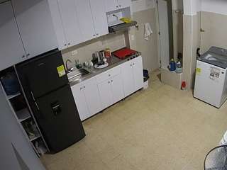 voyeurcam-jb-kitchen-1