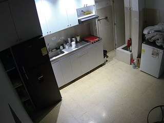 voyeurcam-jb-kitchen-1