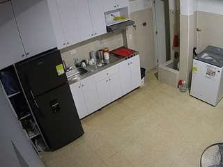 voyeurcam-jb-kitchen-1