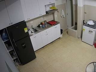 voyeurcam-jb-kitchen-1