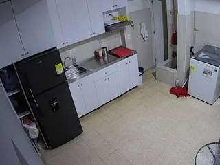 voyeurcam-jb-kitchen-1