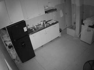 voyeurcam-jb-kitchen-1 webcam