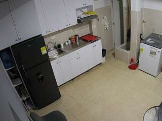 voyeurcam-jb-kitchen-1