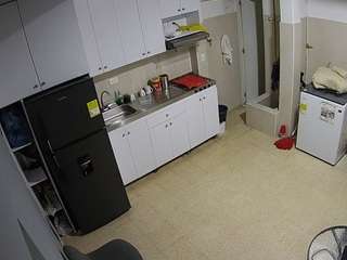 voyeurcam-jb-kitchen-1