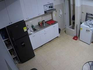 voyeurcam-jb-kitchen-1
