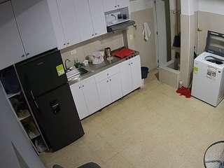 voyeurcam-jb-kitchen-1