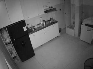 voyeurcam-jb-kitchen-1