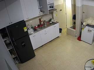 voyeurcam-jb-kitchen-1