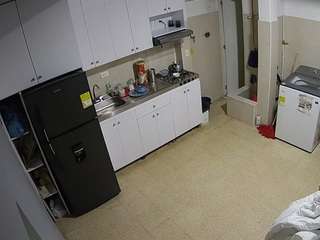 voyeurcam-jb-kitchen-1