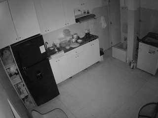 voyeurcam-jb-kitchen-1