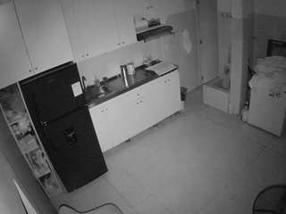 voyeurcam-jb-kitchen-1