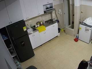 voyeurcam-jb-kitchen-1