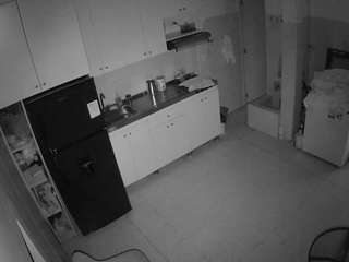 Ten model jest teraz na żywo. voyeurcam-jb-kitchen-1