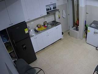 voyeurcam-jb-kitchen-1