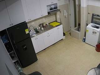 voyeurcam-jb-kitchen-1