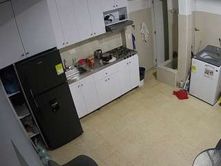 voyeurcam-jb-kitchen-1