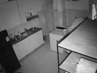 voyeurcam-jb-kitchen-1