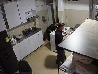 voyeurcam-jb-kitchen-1