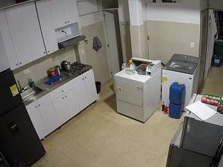 voyeurcam-jb-kitchen-1