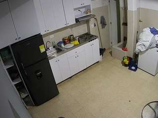 voyeurcam-jb-kitchen-1