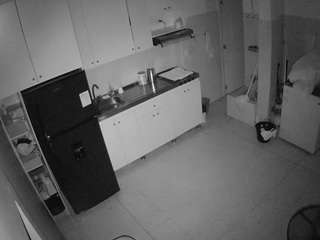 voyeurcam-jb-kitchen-1