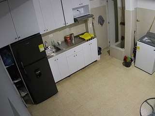 voyeurcam-jb-kitchen-1