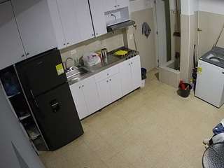 voyeurcam-jb-kitchen-1