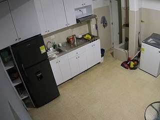 voyeurcam-jb-kitchen-1