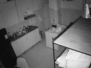 voyeurcam-jb-kitchen-1