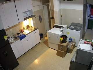 voyeurcam-jb-kitchen-1