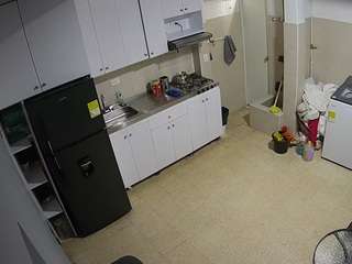 voyeurcam-jb-kitchen-1