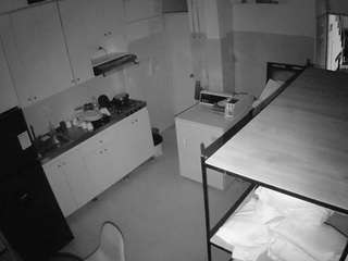 voyeurcam-jb-kitchen-1